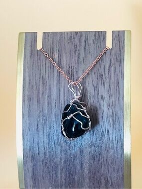 Rose gold plated natural Black stone pendant